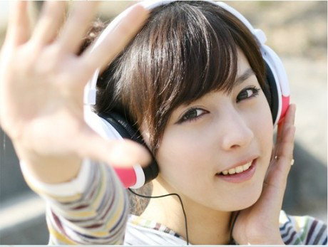 听音乐女生